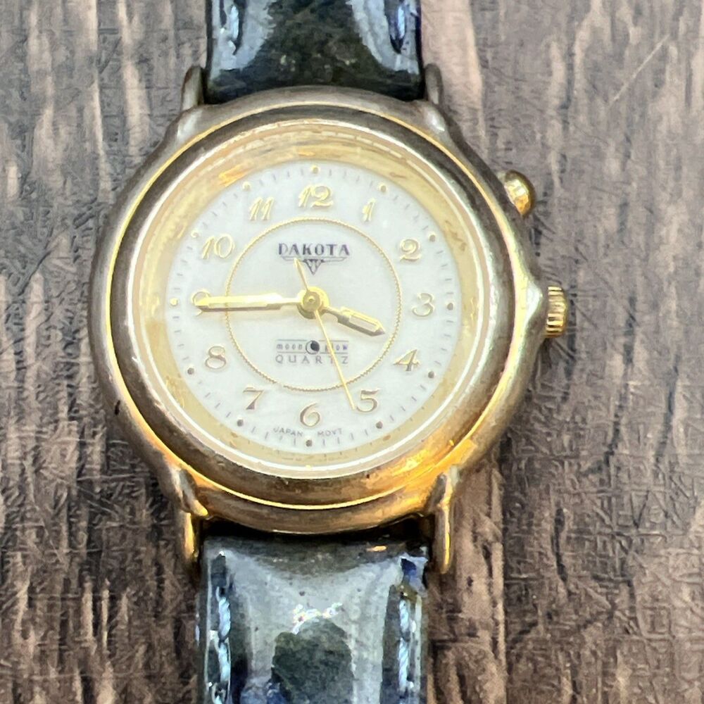 Vintage Dakota Moon Glow Quartz Watch Women Gold Tone Brass Leather New Battery
